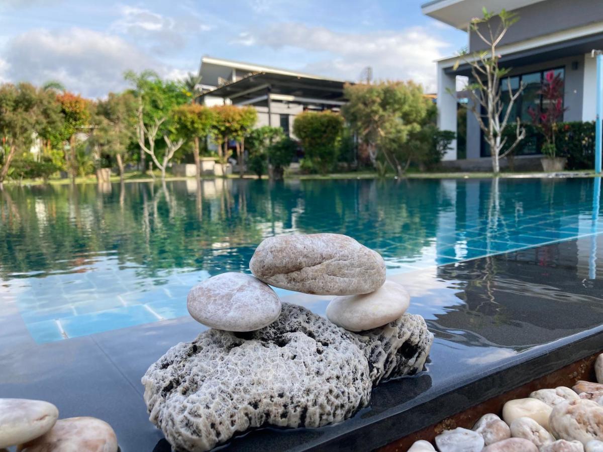 Oneandaman Resort Khao Lak Exterior photo